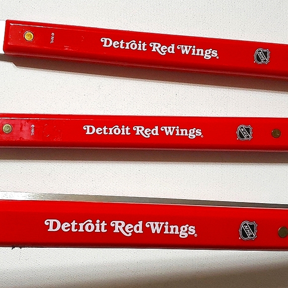 Detroit Red Wings NHL Hockey Sports BBQ Grilling Tool Set 3Pcs. - Picture 2 of 11